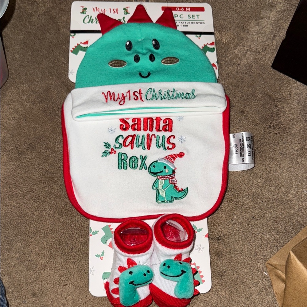 NEW| Dinosaur Christmas Bib and Booties Set - Red and Green & hat| 0-6 months